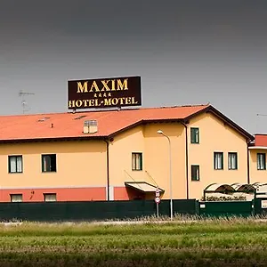 Maxim Hotel